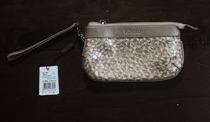 Hongu Genuine Snakeskin Wristlet