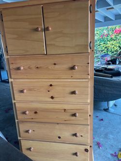 5 Drawer Dresser with Small rack- REAL WOOD