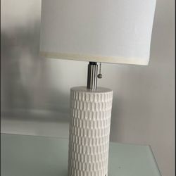 Beautiful Contemporary Lamp - Like New!