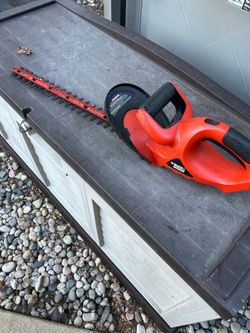 Black and decker 22” 18v hedger