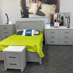 Bedroom Set In Stock For Fast Delivery 