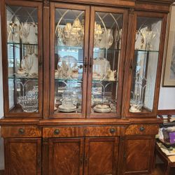 China Cabinet. Used In Good Condition. Must Sell Soon! Make Reasonable Offer