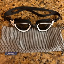 Polarized Anti-fog Swimming Googles & Neoprene Socks