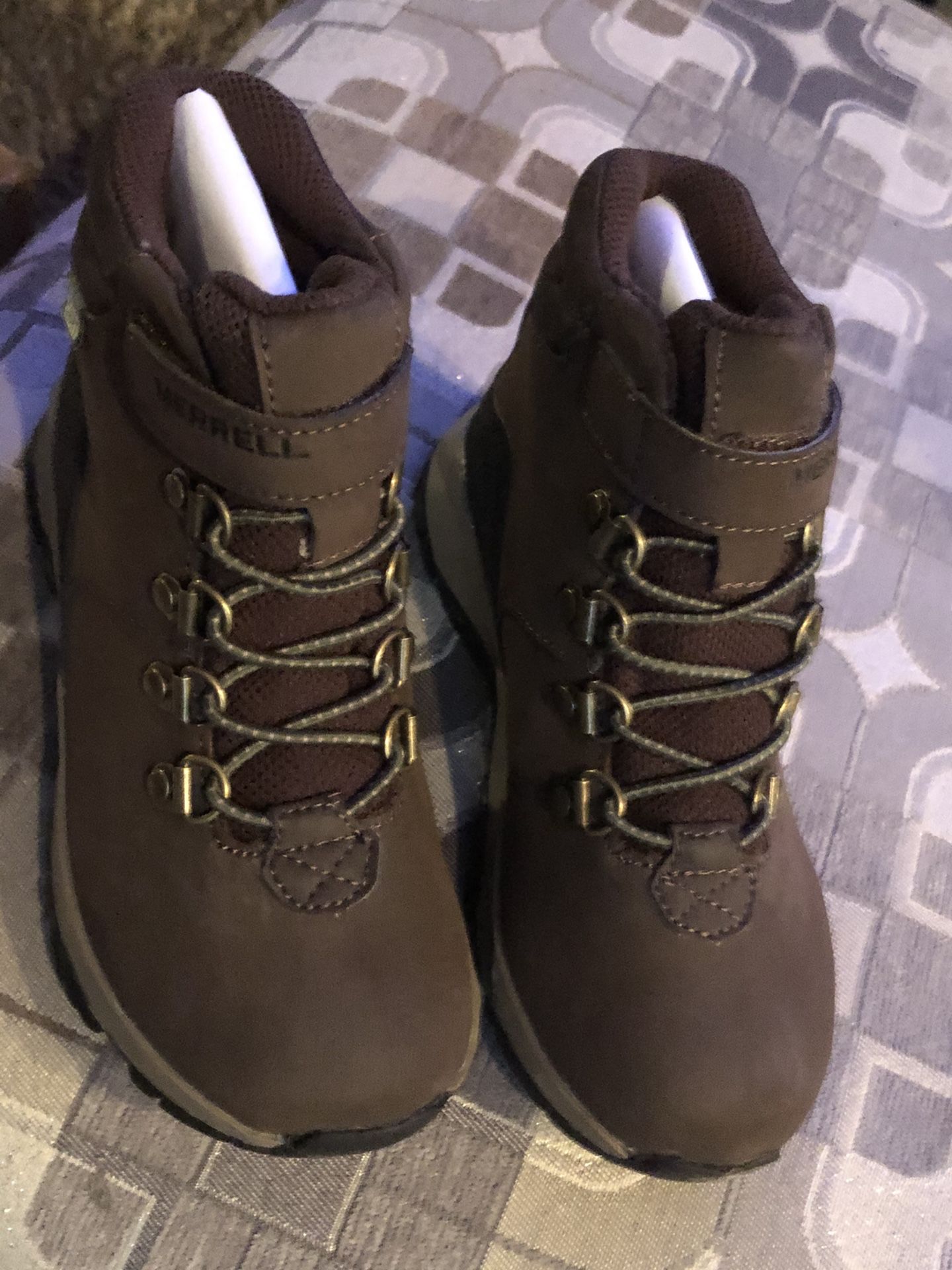 Boys boots size 12