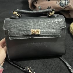 Black Purse