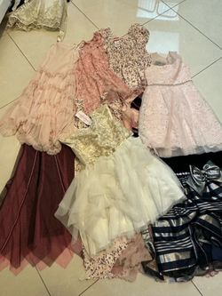 Girls dresses. Size 8-12 (10x$30) great 4 Mexico