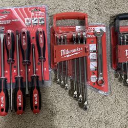 Milwaukee Combination Wrench Set with Screwdriver, Hook and Pick Set (24-Piece)