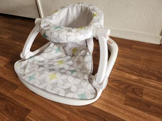 Fisher-Price Sit-Me-Up Floor Seat - Portable Infant Baby Chair
