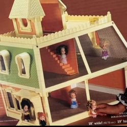 Littles Vintage Victoria Play House