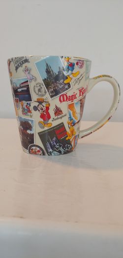 COLLECTIBLE DISNEY PARKS MUG