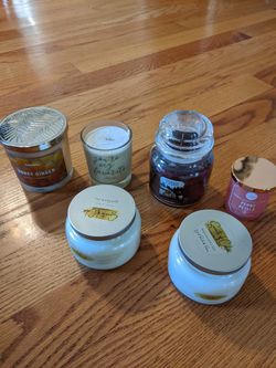 Bundle Of Various Scented Candles