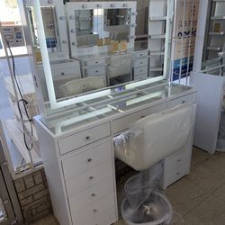 New White LED Vanity With Bluetooth Speakers