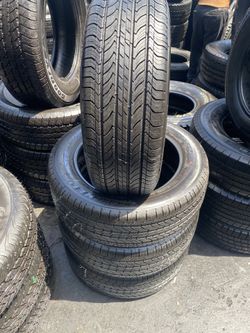 SET 235/55/18 MICHELIN SEMI NEW 95% TREAD LIFE $300 PRICE INCLUDE PROFESSIONAL INSTALLATION AND TAX