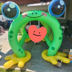 Blow Up Water Tunnel 