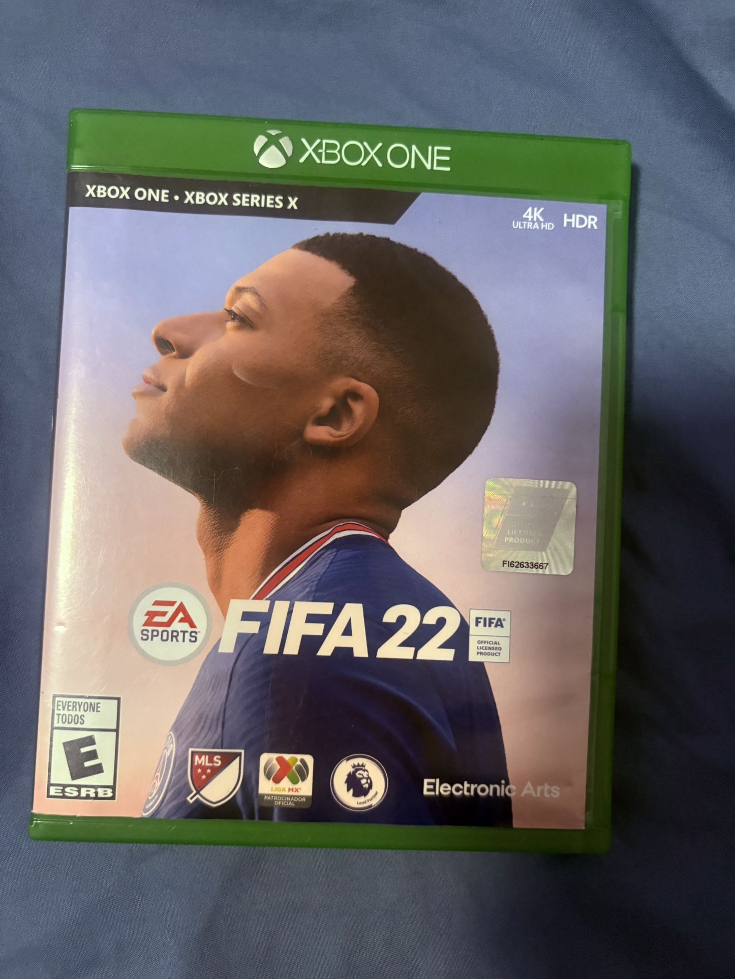 FIFA 22 - Xbox One (Like New)