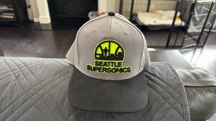Barely worn Seattle Sonics hat cap