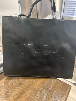 2 lightweight bags 14 w x 11” T $20 each
