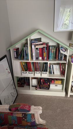 Bookshelf Kids
