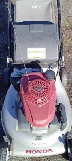 Honda self propelled lawnmower