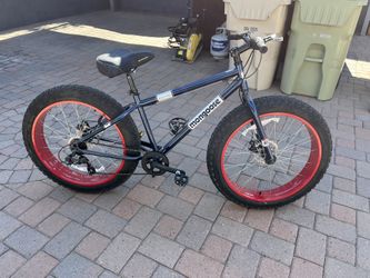 Mongoose Mountain bike