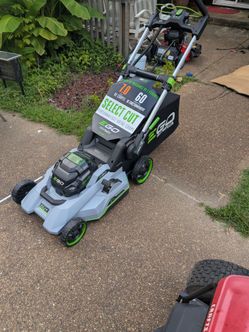 Ego Lawnmower New with Battery and Charger $399