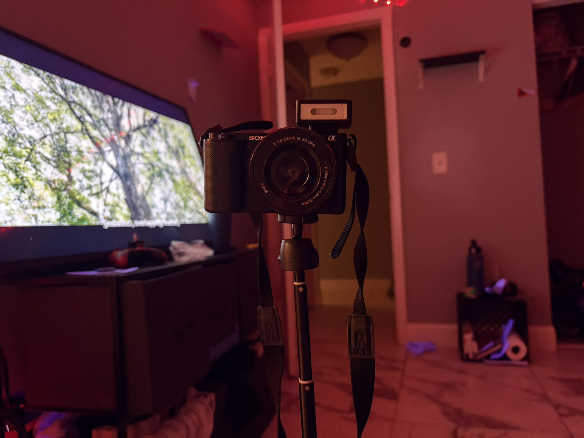 ⸻ 🔥 SONY 4K MIRRORLESS CAMERA – READY TO SHOOT 🔥