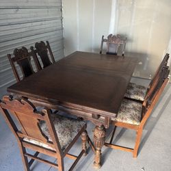 ANTIQUE JACOBIAN DINING TABLE & CHAIRS