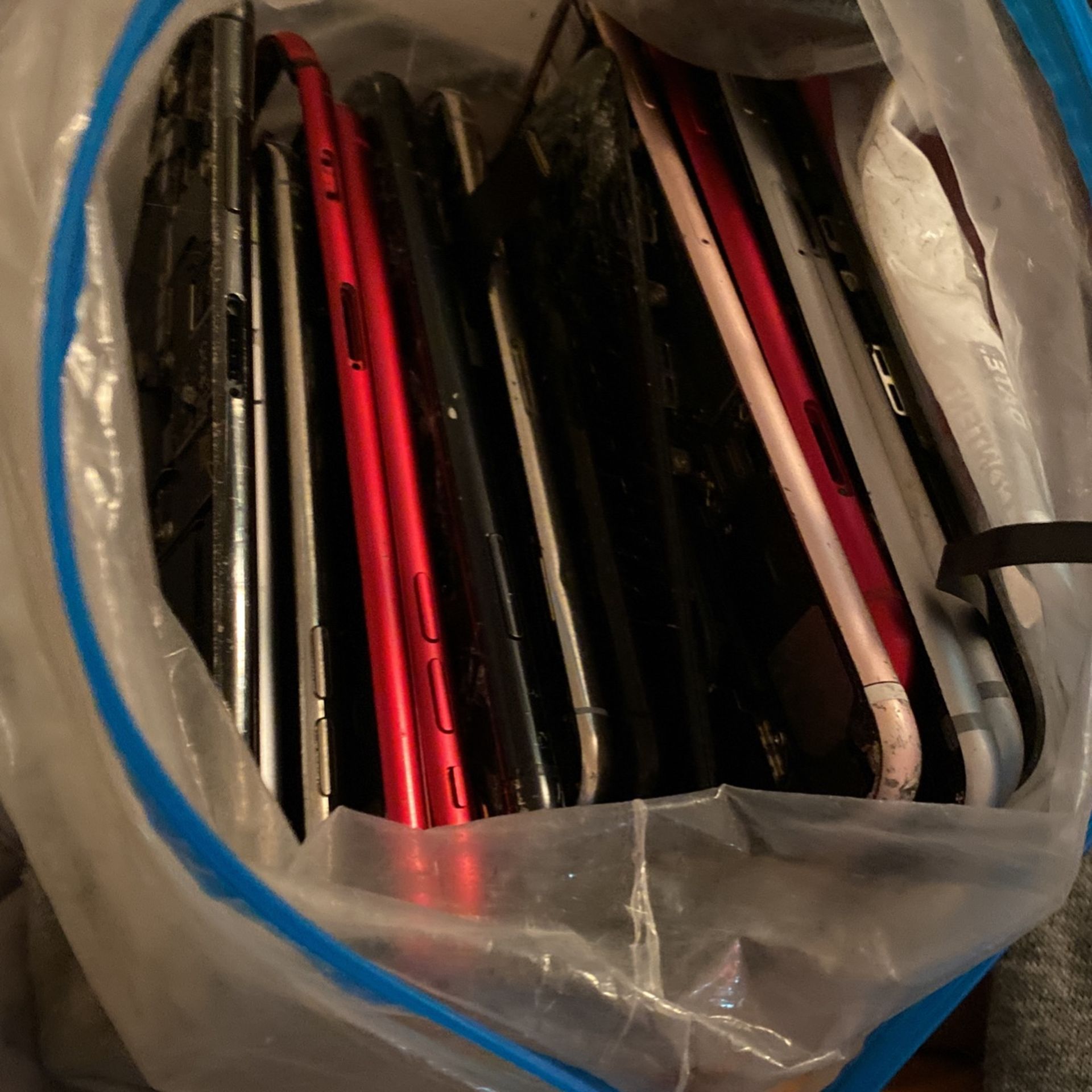 iPhone Parts And Screens