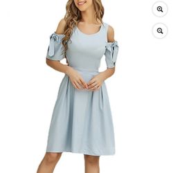 NWOT Dress With Open Back, Cold Shoulder Sleeves And A Scoop Neck