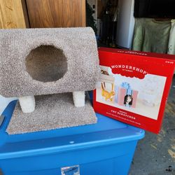 Carpeted Cat tube and gift box cat scratcher sold together only read description for details 