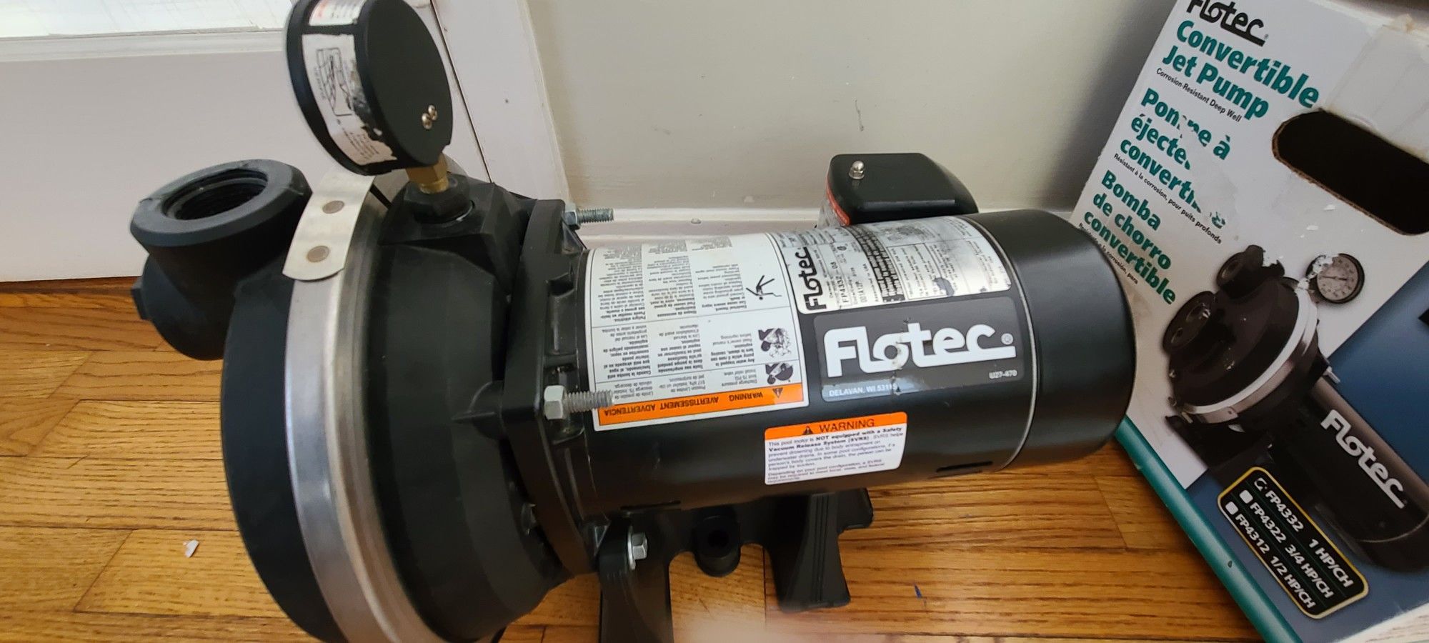 Flotec FP4332 Thermo-Plastic 1 HP Convertible Jet Pump