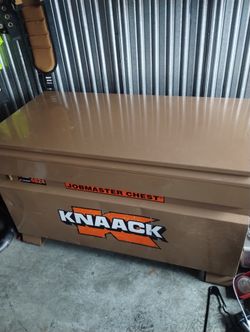 Knaack Jobsite Box
