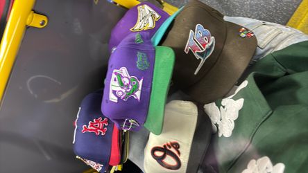 Hats  75/8