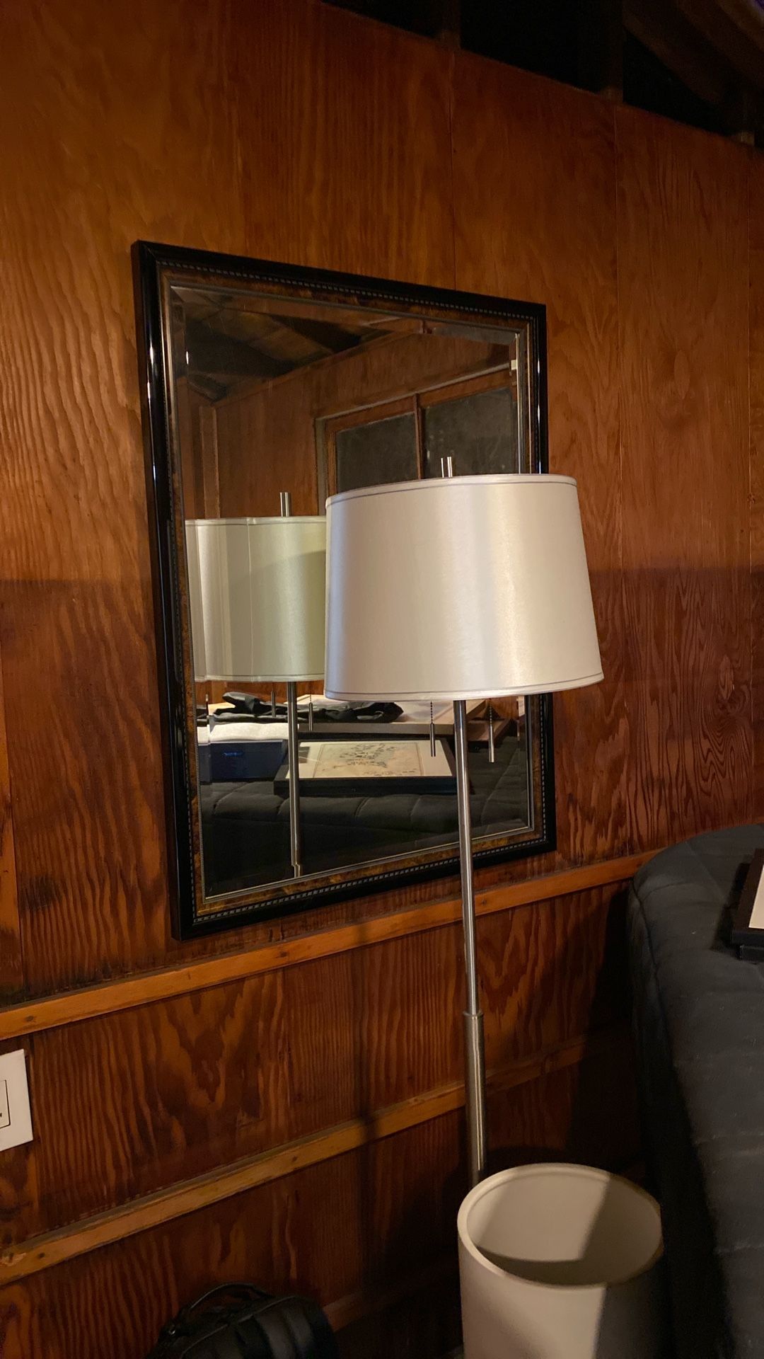 Free Lamp And Mirror 