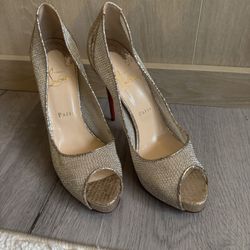 Christian Louboutin Very Rete 120 mm Platform Pump