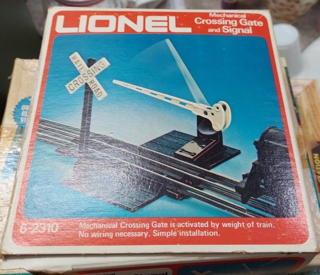 Plasticville USA Buildings And Switch Tower