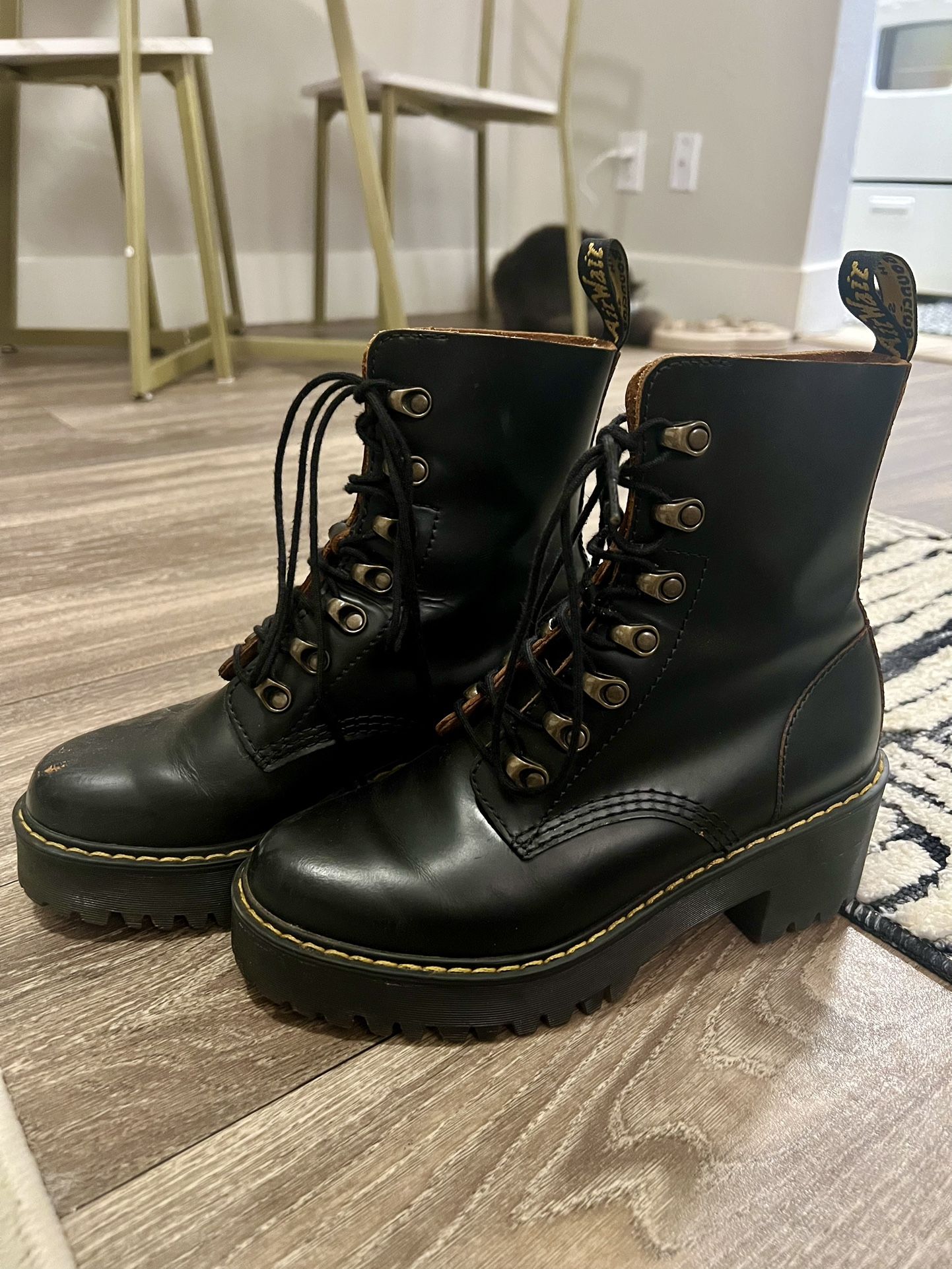 Dr. Martens Liona Boot
