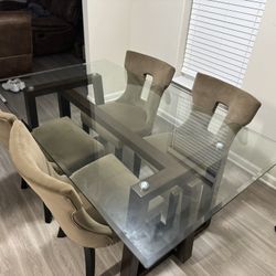 Dinning Room Table 