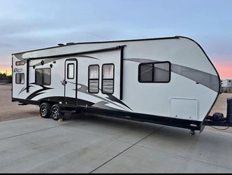 2016 Pacific Coachworks ragen 27fbx