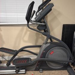 Free Motion 845 Elliptical