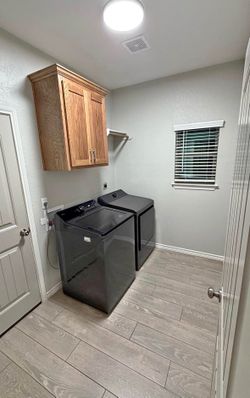 LG washer and dryer set