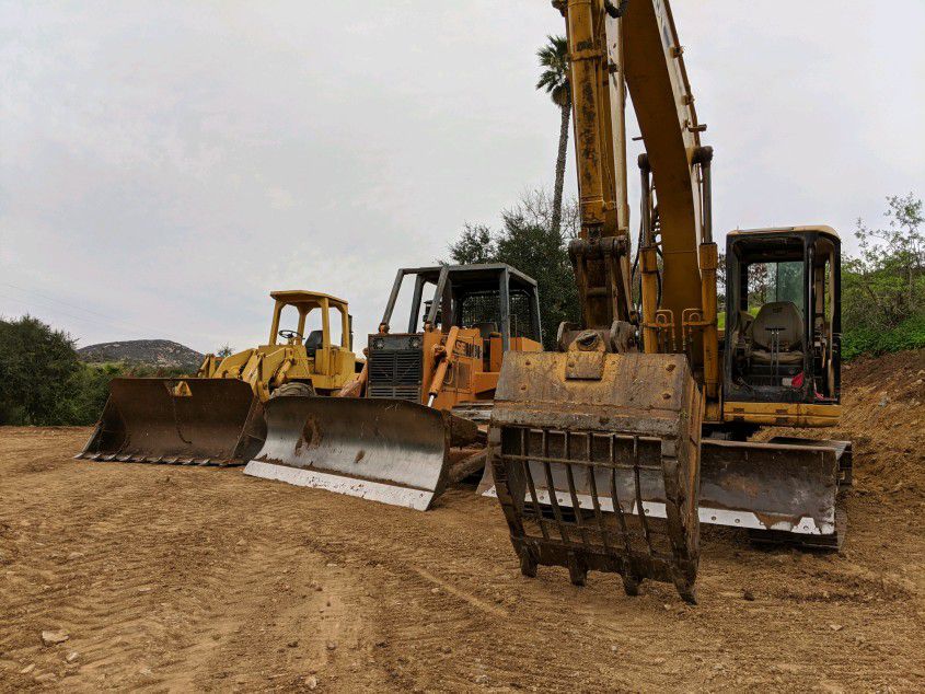 Bulldozer & Excavator Work