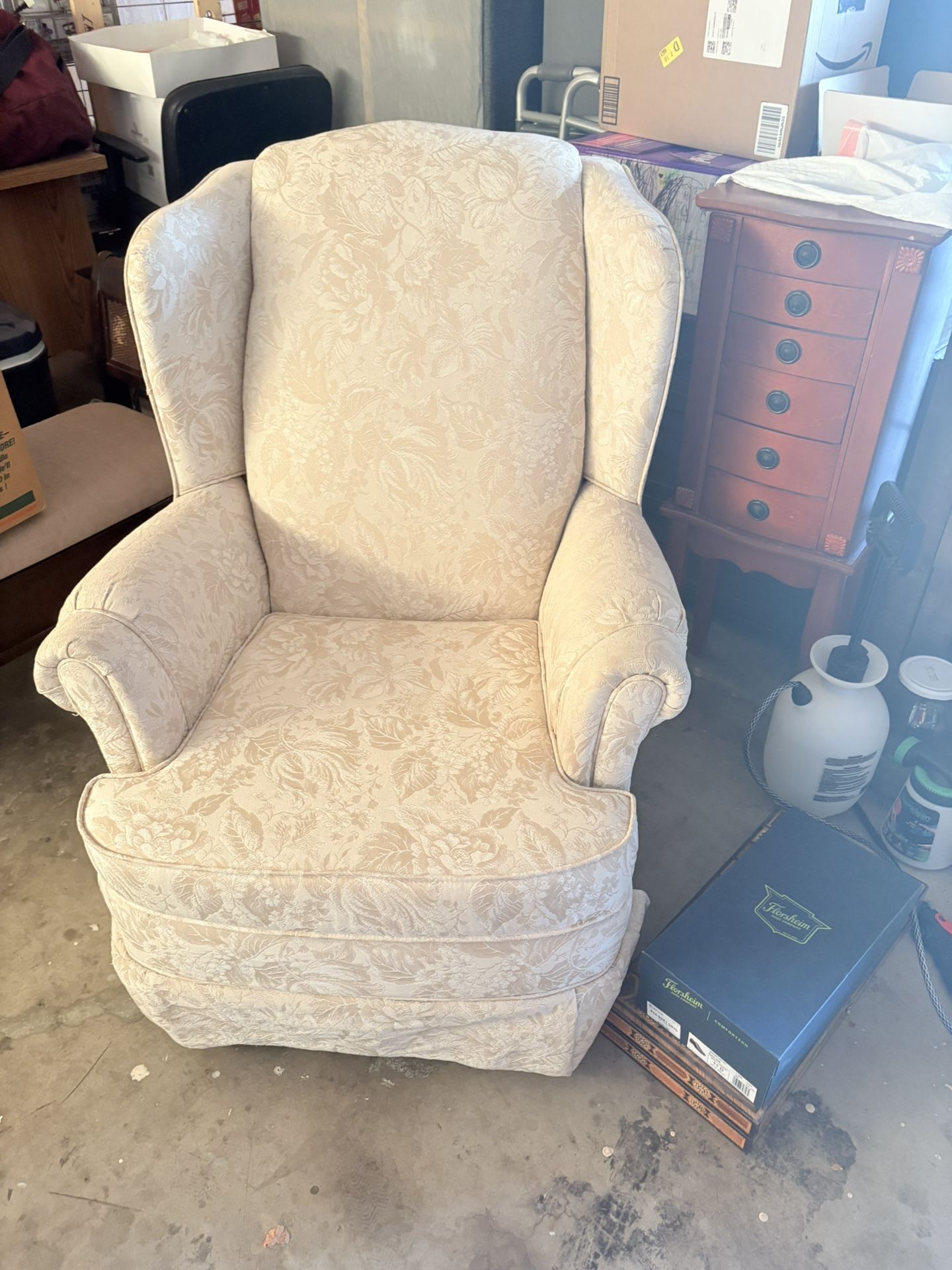 Vintage Swivel Chair – Never Used, Like New! Retail: $230