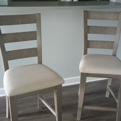 Bar Stools 