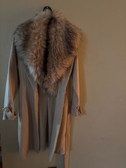 Women’s Long Wool Tie Coat With Fur