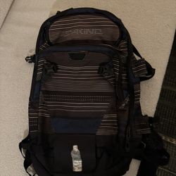 Dakine Heli Pro 20L Backpack