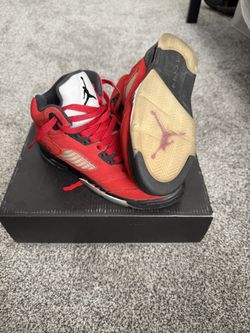 Jordan 5 Raging Bull