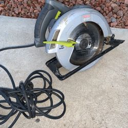 Craftsman evolv 12 Amps Saw