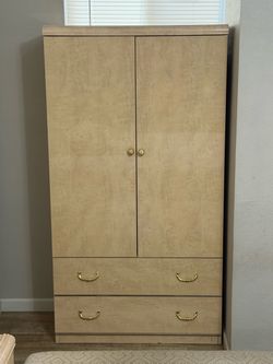 Beautiful Made in Italy Bedroom Set