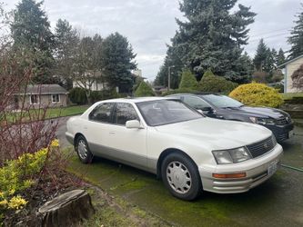 1996 Lexus LS 400